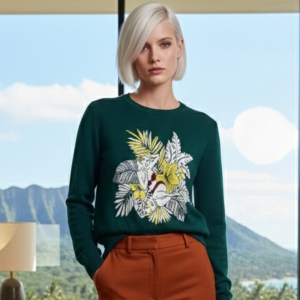 Lord & Taylor Forest Green Crewneck Sweater with Botanical Applique